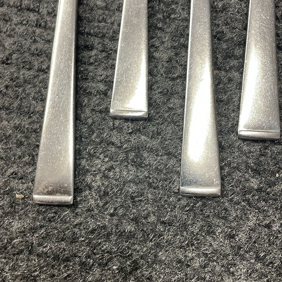 Rogers Stainless Steel Flatware Forks Spoons 15 pieces - Picture 5 of 7